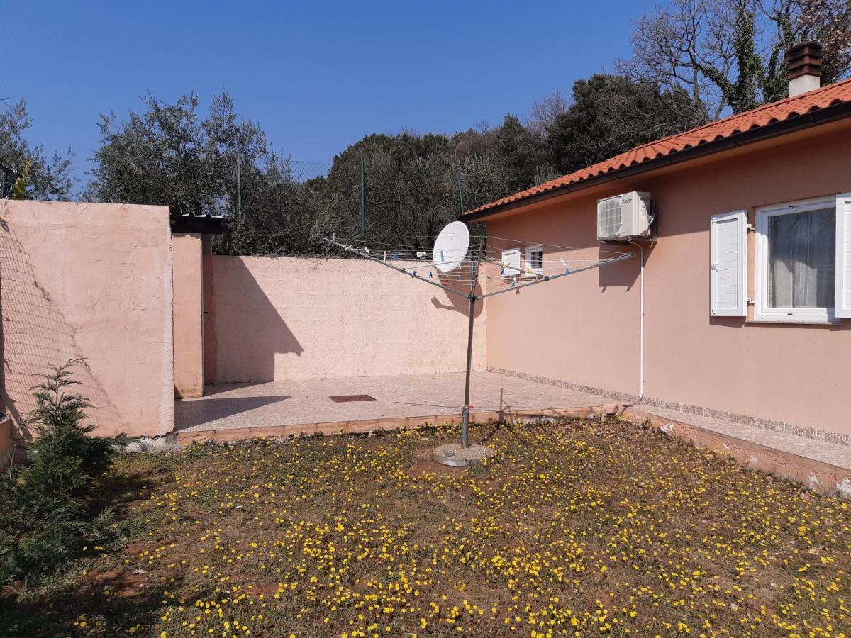 Lave II Cozy House Villa Liznjan Exterior photo